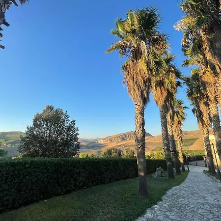 ファームステイ Ponte Calatrasi *