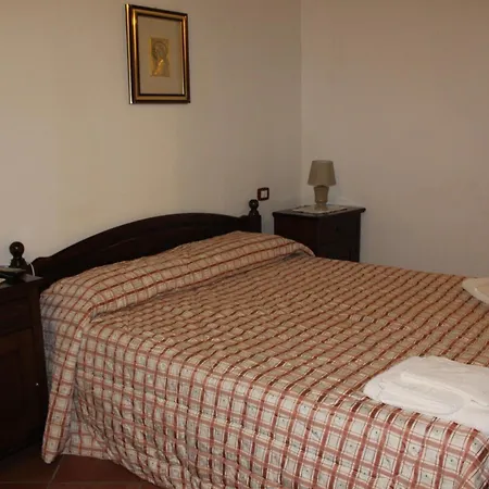 Ponte Calatrasi ファームステイ *